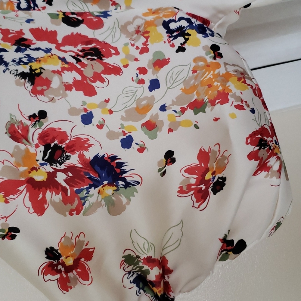 💥2 for $10💥 Francesca's blouse - Picture 2 of 3
